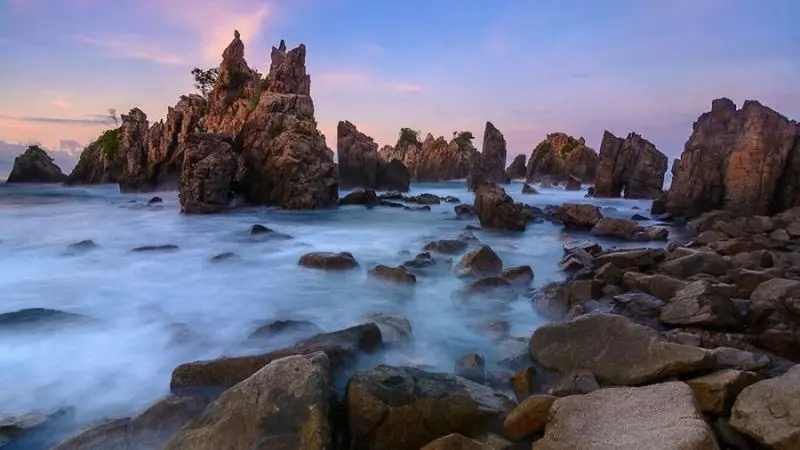 7 Interesting Facts about Lampung’s Shark Tooth Beach